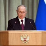 International court issues war crimes warrant for Putin