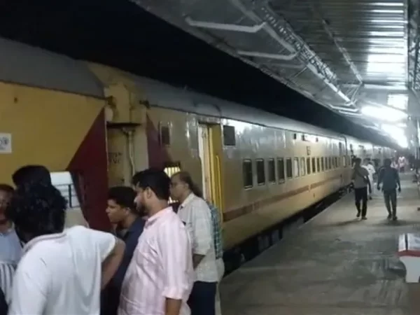 3 Dead, 9 Injured After Man Sets Co-Passenger On Fire In Kerala Train: Cops