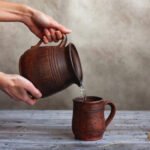 Some amazing health benefits of drinking water from an earthen pot