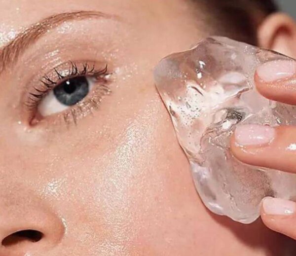 10 Incredible Beauty Benefits of Using Ice Cubes for a Youthful Glow