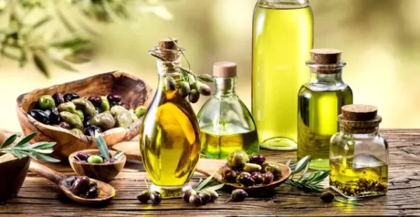 Diet-for-excellent-skin-care-oil-is-an-essential-ingredient